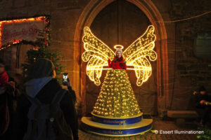 Weihnachtsbeleuchtung von Essert-Illuminationen mit LED-Engel als LED-Dekoration in Miltenberg