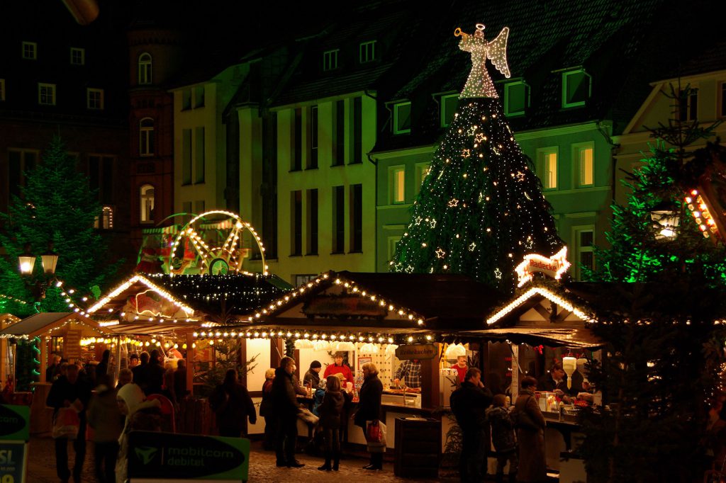 Weihnachtsbeleuchtung von Essert-Illuminationen mit LED-Dekoration in Minden