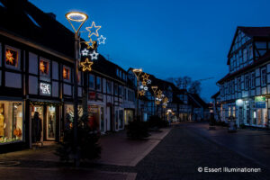 Weihnachtsbeleuchtung von Essert-Illuminationen mit Laternenbeleuchtung in Wunstorf